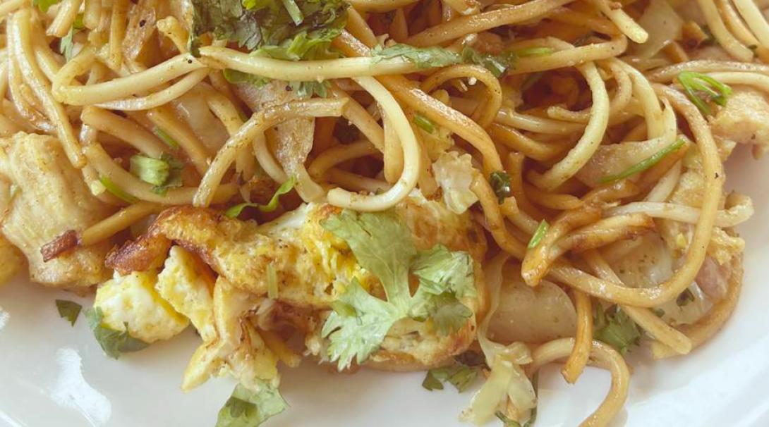 ネパール郷土料理のチャオミンミン ネパール郷土料理のチャオミンミン